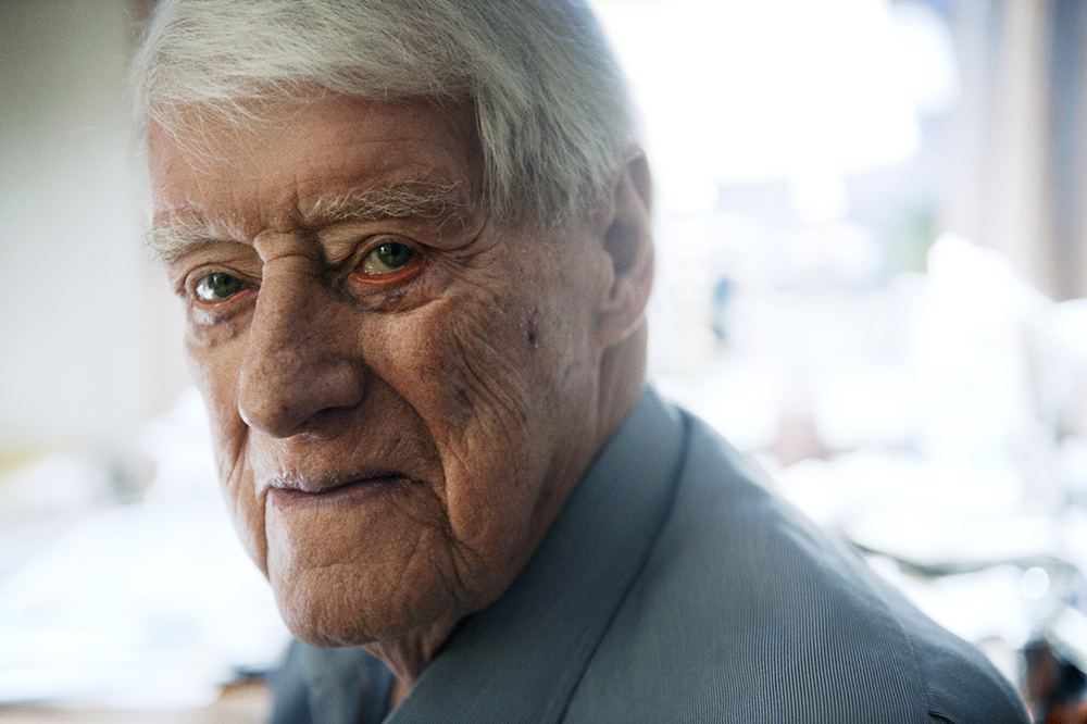 Nils Wide, 91, var ombord på H4, ett mindre handelsfartyg som skull eskortera Hansa till Gotland den 23 november 1944.
”På tillbakavägen skulle vi ta ombord en last med flyktingar från Baltikum som vi skulle transportera till Oxelösund”, säger han.