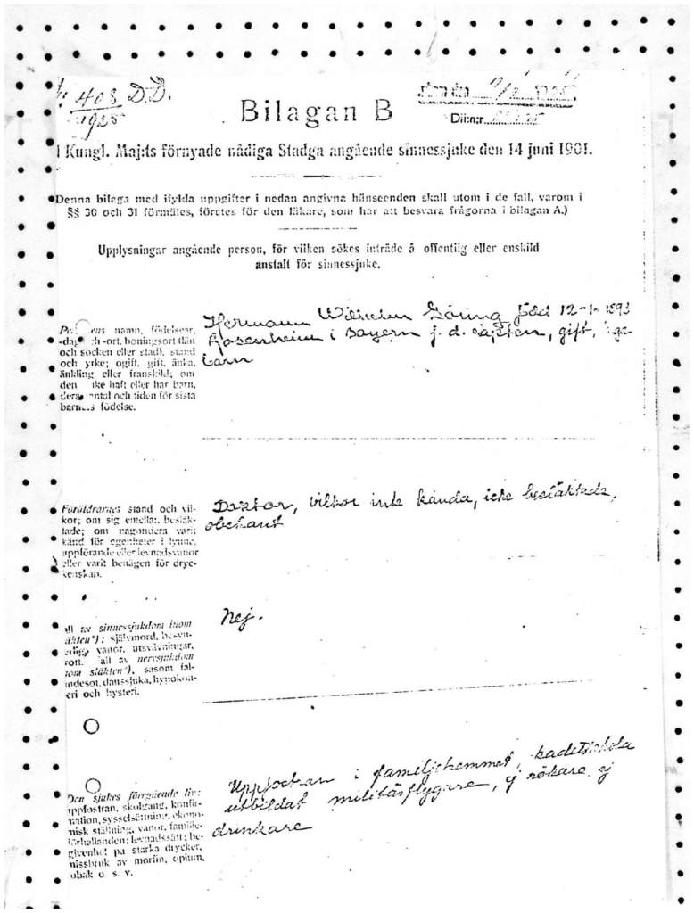 Bilaga till Hermann Görings sjukhusjournal från 1925 där det bland annat står att ingen i hans släkt drabbats av psykisk ohälsa.